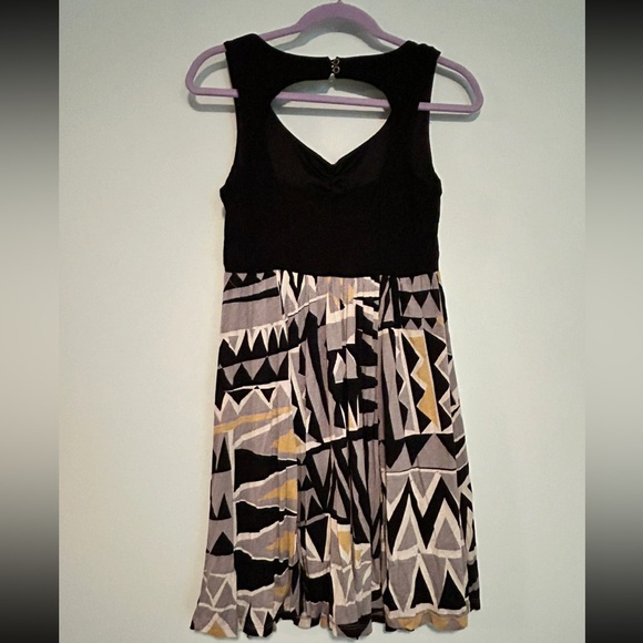 Vintage Forever 21. Flowy printed dress - Picture 6 of 9